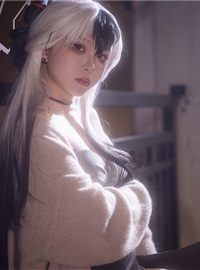 6591-矢量鱼 - 礼服佳代子